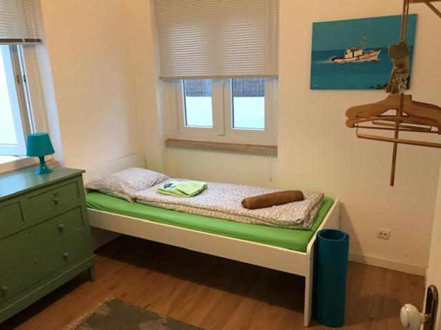 Bed and Breakfast GetWet Surfcamp Costa da Caparica Exterior foto